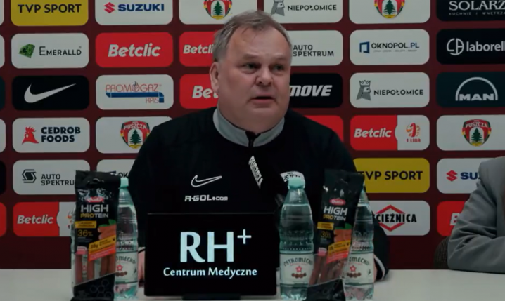 Trener Puszczy Niepołomice OSTRO KRYTYKUJE ZAROBKI piłkarzy w Polsce [VIDEO]
